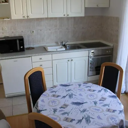 Big Apartman *