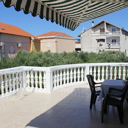 Big - Free Parking Vodice
